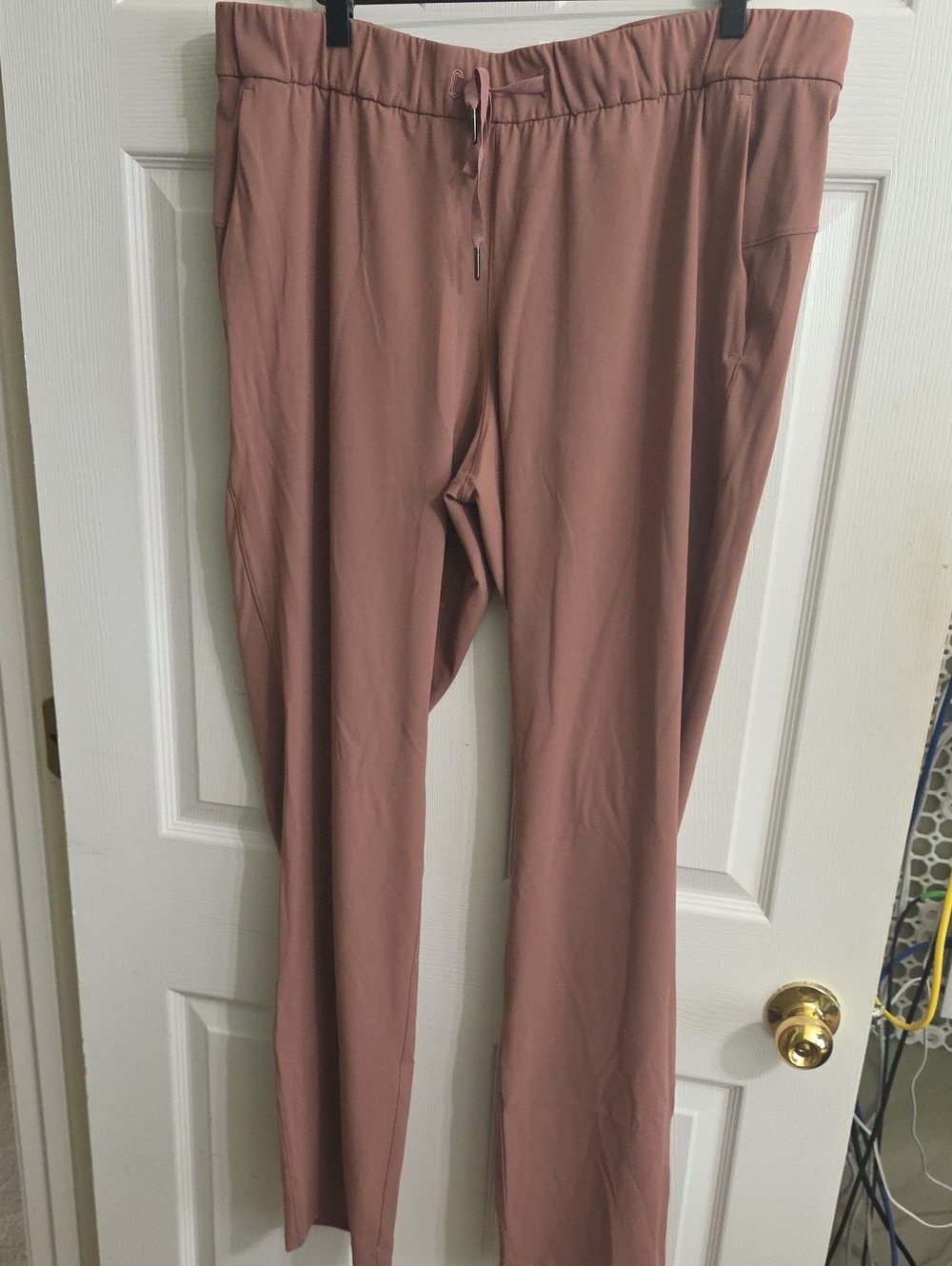 Lululemon On The Fly 14 Tall Pants